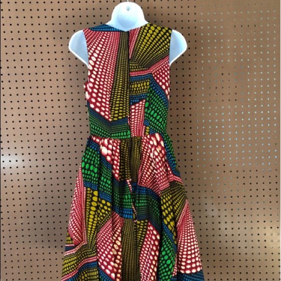 Asymmetrical dress - Picture 5 of 5